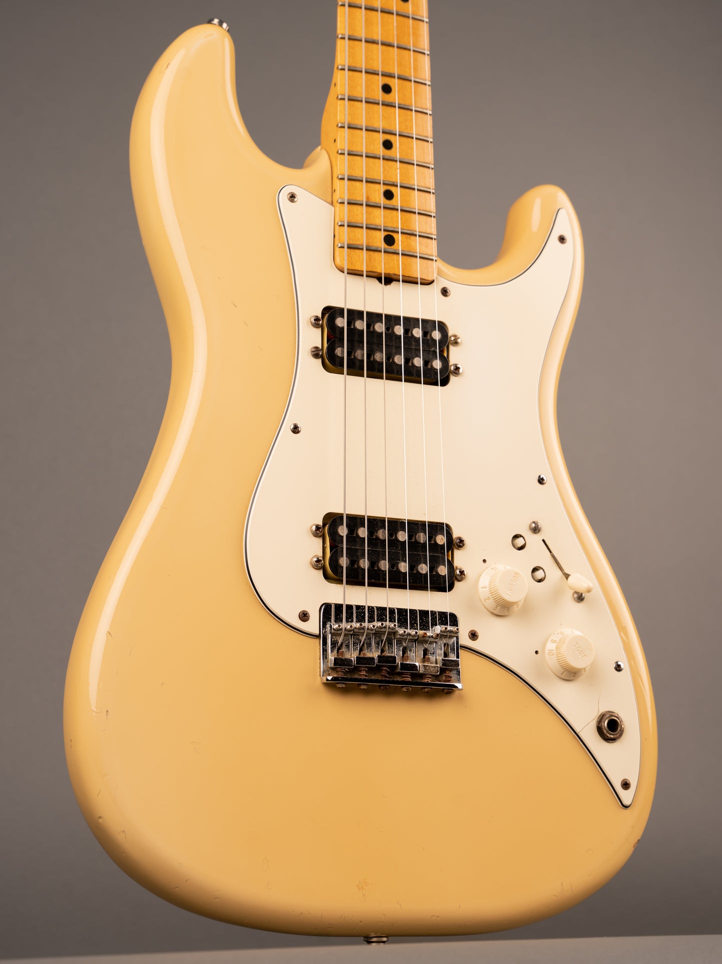 1981 Fender Bullet USA Olympic White